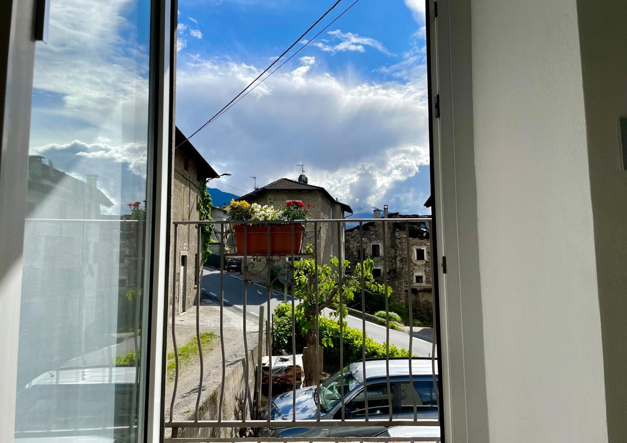 Отель Ca Marasciol A 5 Minuti Dal Trenino Rosso Del Bernina Express Villa di Tirano Экстерьер фото